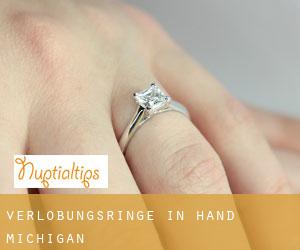 Verlobungsringe in Hand (Michigan)